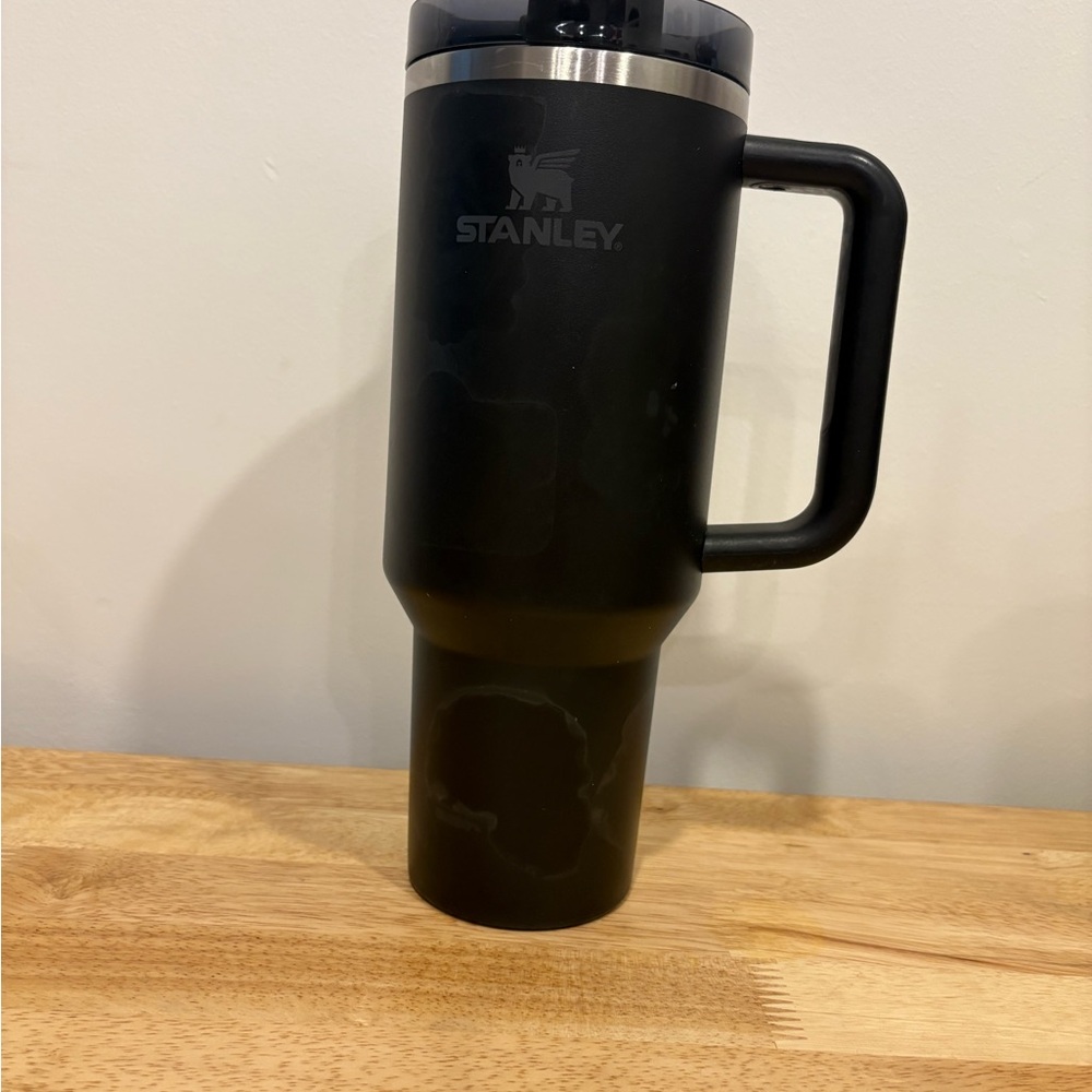 Stanley Matte Black Travel Mug with Handle